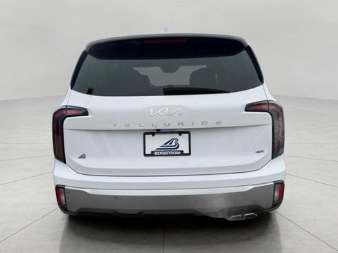 Used 2024 Kia Telluride SX Prestige image 11