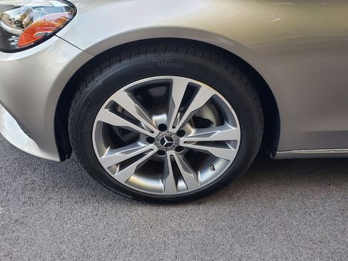 Used 2019 Mercedes-Benz C 300 Sedan image 4