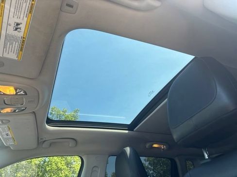 Used 2019 Jeep Compass Limited AWD/4WD image 24