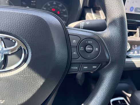 Used 2024 Toyota Corolla LE image 14
