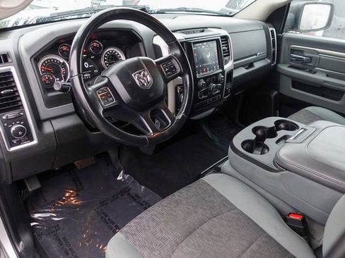 Used 2019 RAM 1500 Big Horn image 12