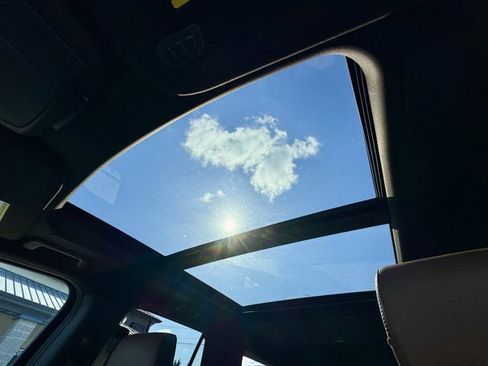 Used 2024 Ford Expedition King Ranch image 12