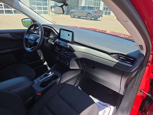 Used 2023 Ford Escape Active AWD/4WD image 12