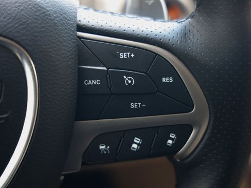 Used 2019 Dodge Durango Citadel w/ Technology Group RWD image 31