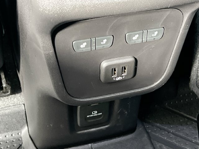 Used 2024 Chevrolet Equinox Premier AWD/4WD image 27