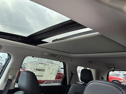 New 2026 Nissan Pathfinder SL w/ Cargo Package FWD image 14