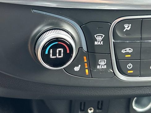 Used 2022 Chevrolet Traverse LT w/ LPO, Floor Liner Package AWD/4WD image 35