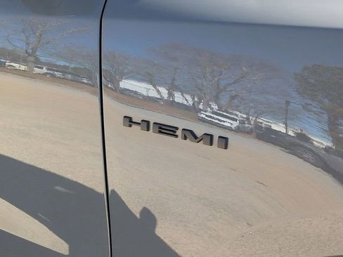 Used 2025 Dodge Durango R/T image 13