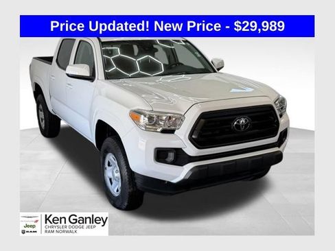 Used 2023 Toyota Tacoma SR AWD/4WD image 1