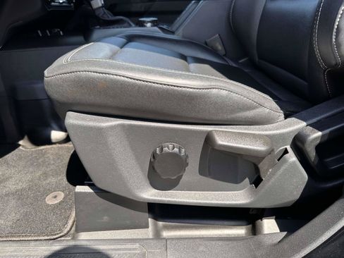 Used 2025 Ford Bronco Badlands AWD/4WD image 10