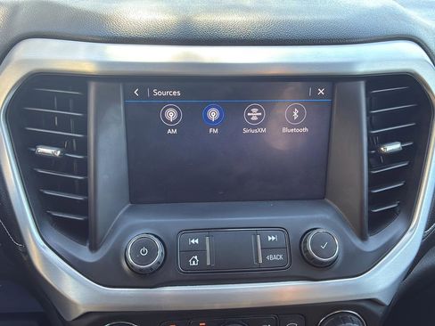 Used 2022 GMC Acadia SLE w/ Elevation Edition image 32