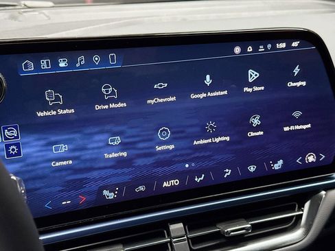 New 2026 Chevrolet Equinox EV LT image 19