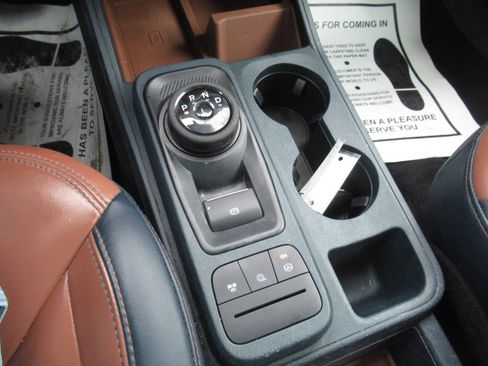 Used 2022 Ford Maverick Lariat w/ Lariat Luxury Package image 23