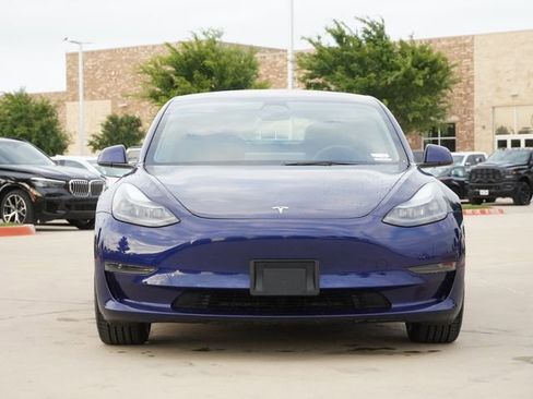 Used 2023 Tesla Model 3 Standard Range RWD image 2