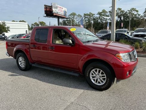 Used 2017 Nissan Frontier SV image 14