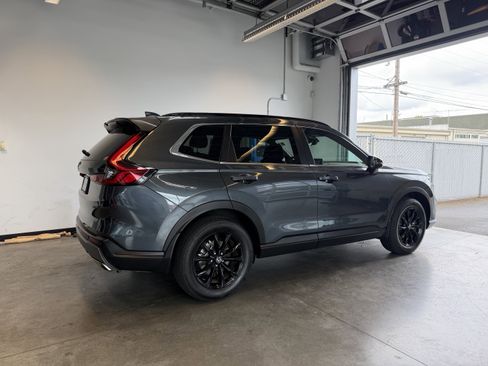 Used 2025 Honda CR-V Sport-L image 3