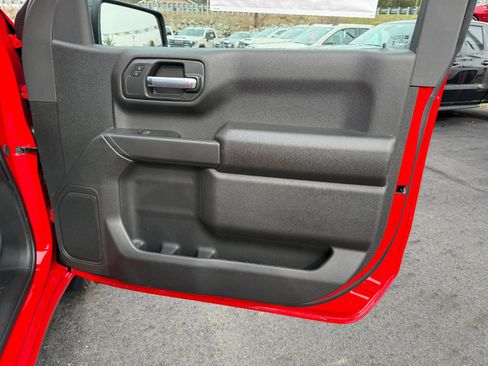 New 2026 GMC Sierra 1500 Pro AWD/4WD image 17