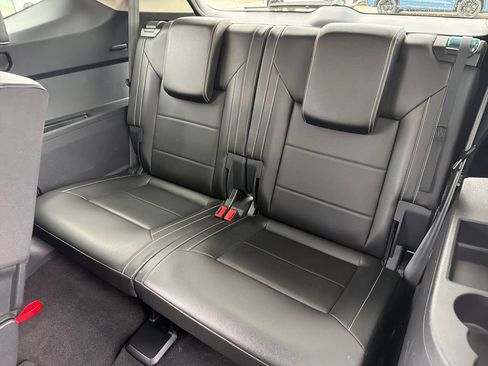 Certified 2023 Volkswagen Atlas SE w/ Black Wheel Package AWD/4WD image 22