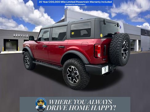 New 2025 Ford Bronco 4-Door image 4