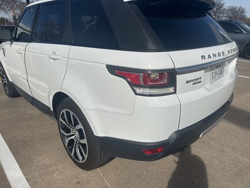 Used 2015 Land Rover Range Rover Sport HSE image 8