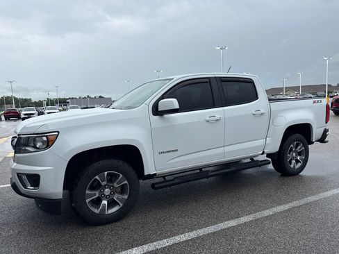 Used 2018 Chevrolet Colorado Z71 AWD/4WD image 1
