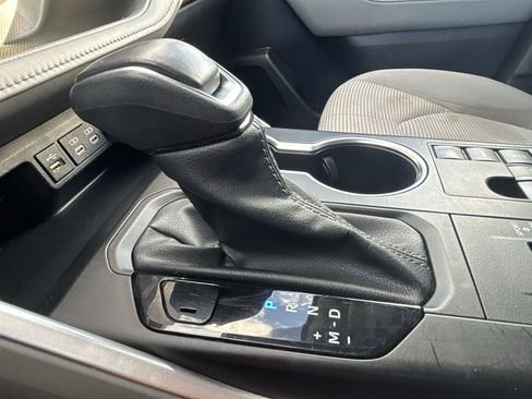 Used 2023 Toyota Highlander LE image 20