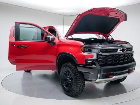 New 2026 Chevrolet Silverado 1500 ZR2 AWD/4WD image 16