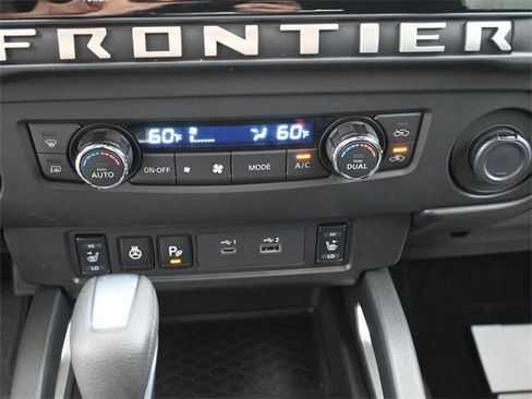 New 2026 Nissan Frontier SV w/ SV Convenience Package image 3