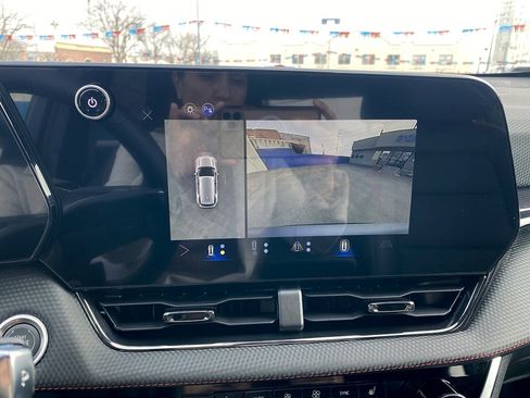 New 2026 Chevrolet Equinox RS w/ Safety and Technology Package FWD image 30