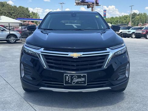 Used 2022 Chevrolet Equinox LT FWD image 2