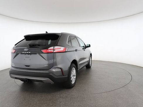 Used 2022 Ford Edge SEL w/ Convenience Package image 16