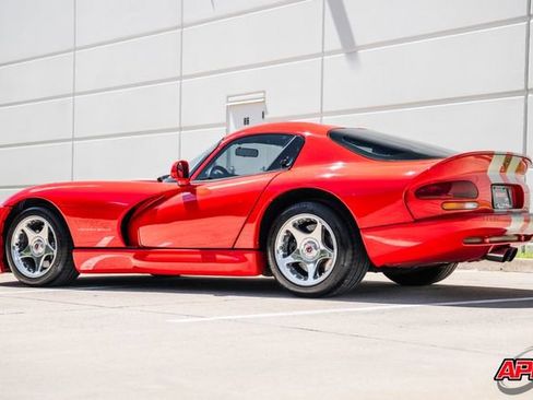 Used 1998 Dodge Viper GTS RWD image 4