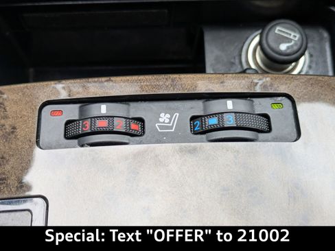 Used 2015 Lexus IS 250C w/ Luxury Package image 26