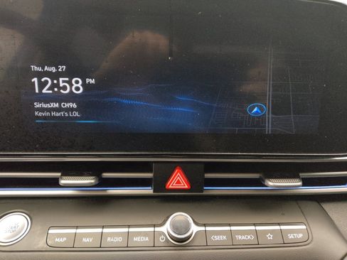Used 2023 Hyundai Elantra Limited w/ Cargo Package FWD image 25