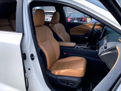 Used 2023 Lexus RX 350 Premium Plus w/ Accessory Package image 9