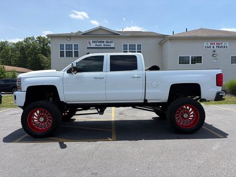 Used 2017 Chevrolet Silverado 2500 High Country w/ Duramax Plus Package AWD/4WD image 1