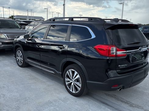 Used 2022 Subaru Ascent Limited w/ Technology Package AWD/4WD image 7