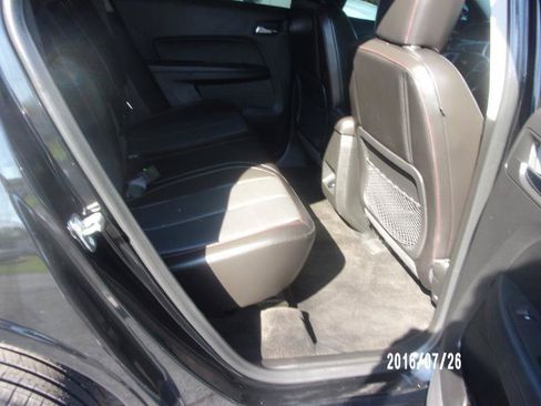 Used 2017 Chevrolet Equinox Premier w/ Enhanced Convenience Package FWD image 10