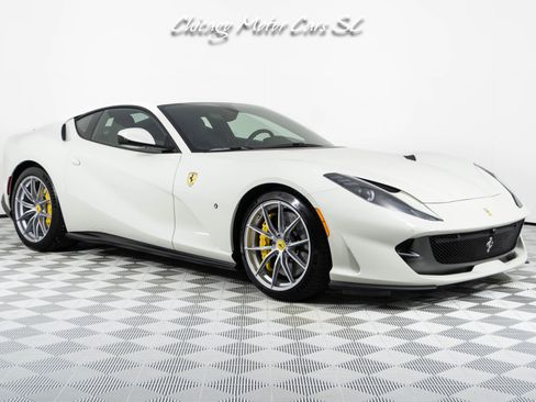 Used 2019 Ferrari 812 Superfast RWD image 9