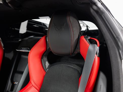 Used 2027 Chevrolet Corvette ZR1X AWD/4WD image 17