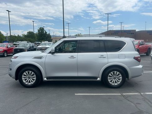 Used 2021 Nissan Armada SV image 6