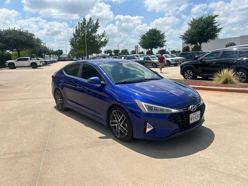 Used 2020 Hyundai Elantra Sport w/ Premium Package 02 FWD image 7