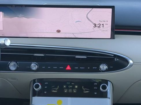 New 2026 Genesis GV70 2.5T Select image 16