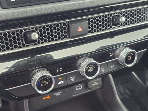 Certified 2024 Honda Civic Sport image 26