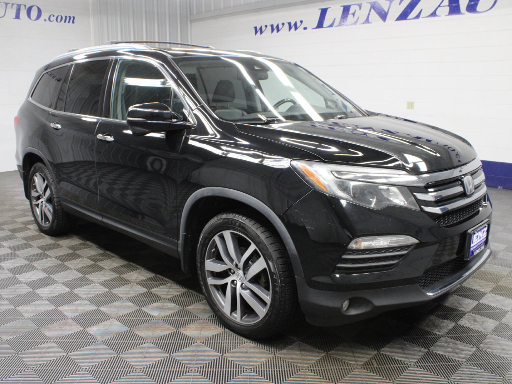 Used 2018 Honda Pilot Touring image 3