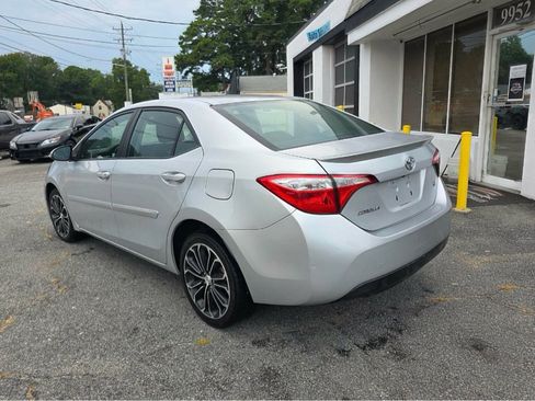 Used 2016 Toyota Corolla S FWD image 9