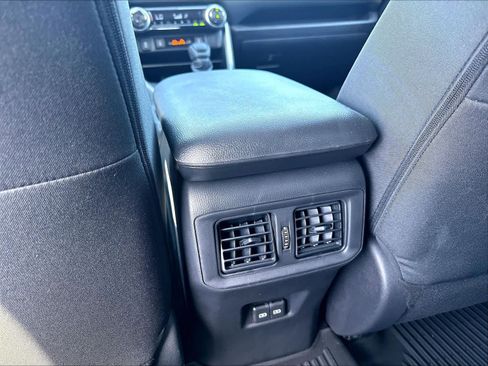 Used 2024 Toyota RAV4 XLE w/ Convenience Package AWD/4WD image 13