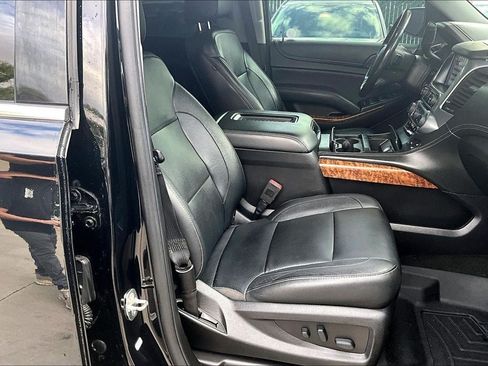 Used 2018 Chevrolet Tahoe Premier AWD/4WD image 6