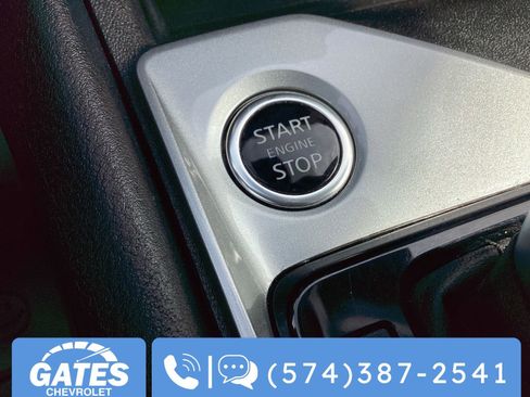 Used 2025 Nissan Altima 2.5 SV image 22