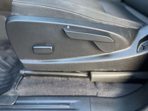 Used 2019 Chevrolet Colorado LT w/ LT Convenience Package image 13